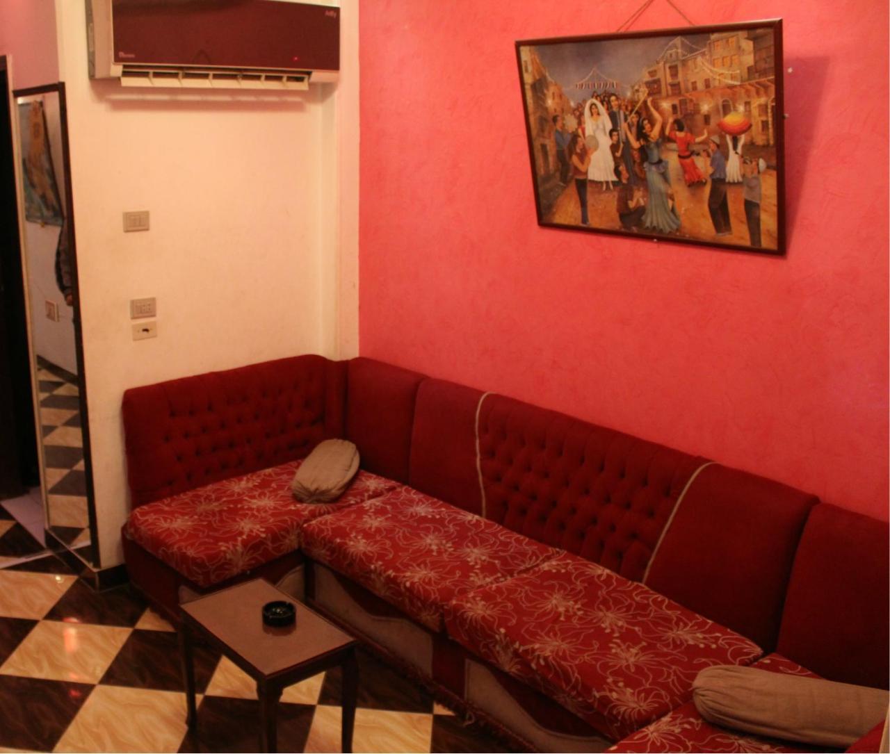 Family Palace Hostel Cairo Exterior photo